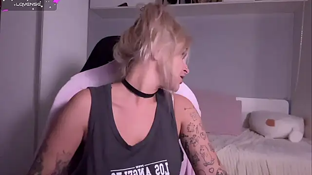 SashaRock's Live XXX Chat