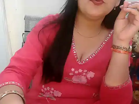 _chitranshi Chat XXX live