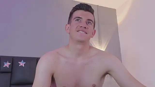 Chatroom XXX en direct de MikaelSlow