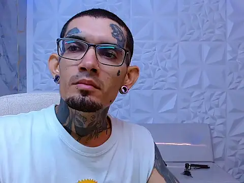 Chat XXX en directo de Boy_tatto77