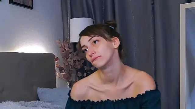 Chatroom XXX en direct de SofiaHill