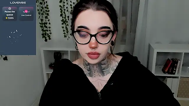 Czat XXX na żywo – Dixi_Pixi_