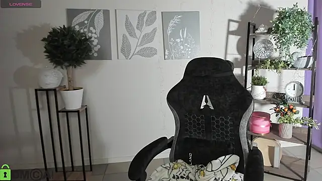 MartaEdams élő XXX-chatje