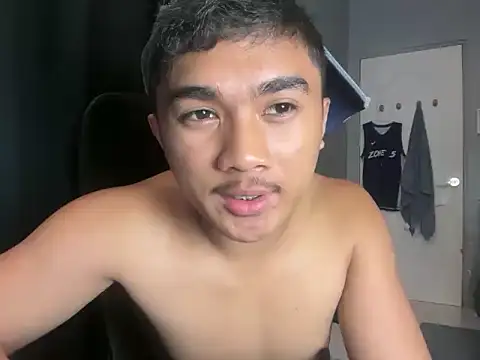 pinoyAdrianneXXX's Live XXX Chat
