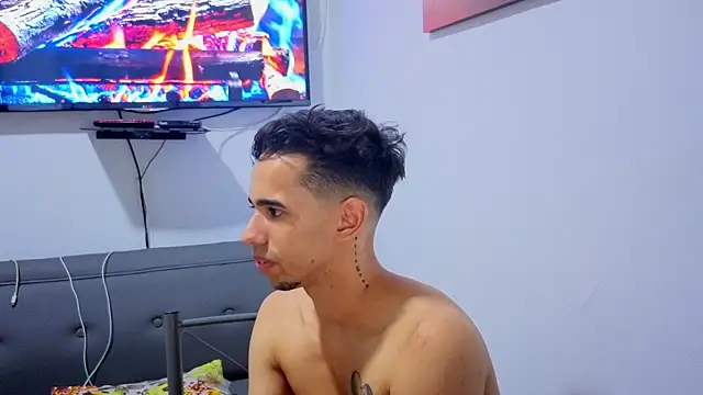 Онлайн чат XXX alexandro260