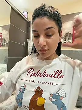 Samira30's Live XXX Chat