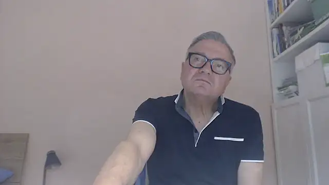 YOU6me Live XXX Chat