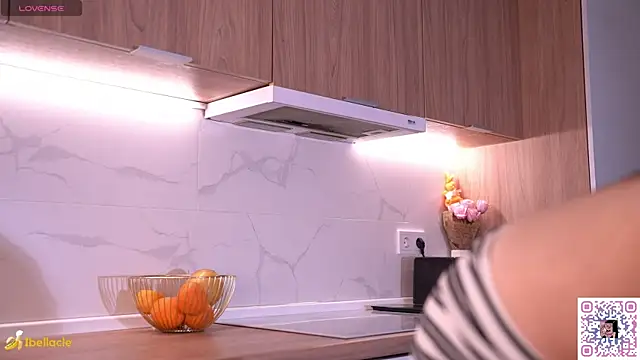 Bellacle Adlı Modelin Canlı XXX Sohbeti