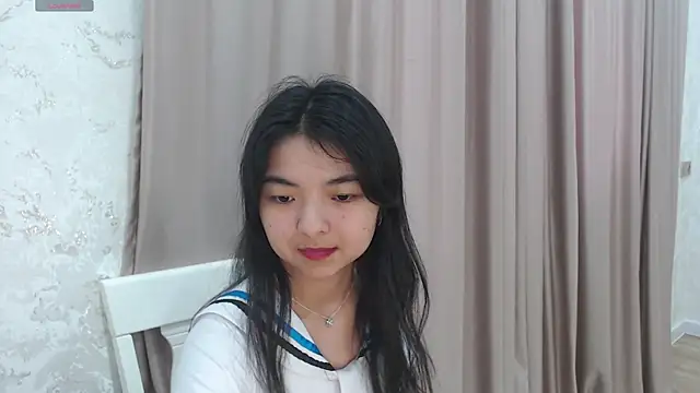 Živý XXX chat Shy_Kira
