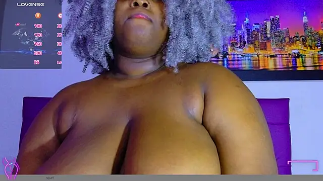 Chat +18 de ebony_NeighborMoans ao vivo