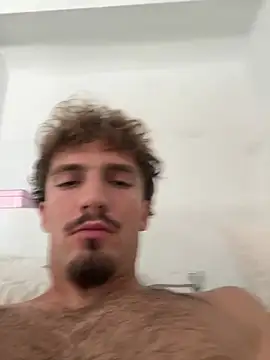 Czat XXX na żywo – Albert_daddyyy