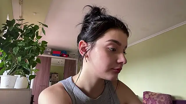 VicentaBezanson Adlı Modelin Canlı XXX Sohbeti