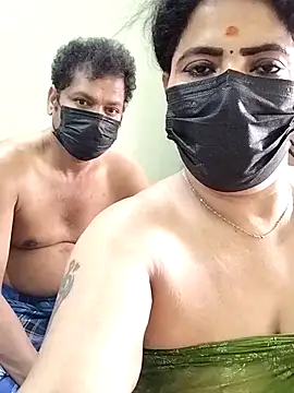 Pokazy przed kamerką – Honey-Couples