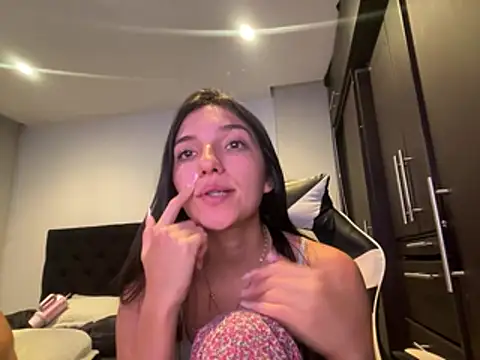 Živý XXX chat DesireLuxe