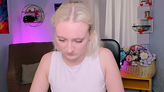madam_uliis Adlı Modelin Canlı XXX Sohbeti