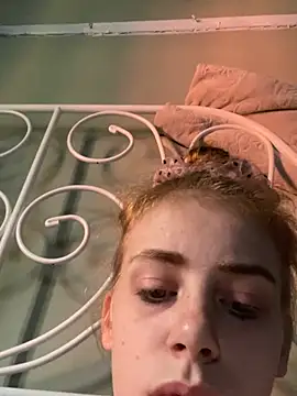 צ'אט XXX בשידור חי של VioletxBlue