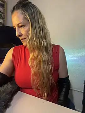 Katt-findomn Live XXX chat