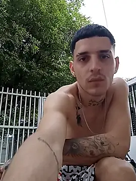 عرض كام boy_max_latin