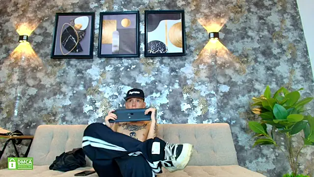 แชท XXX สดของ Nick_TattooedGuy