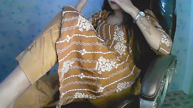 แชท XXX สดของ collage_hoty