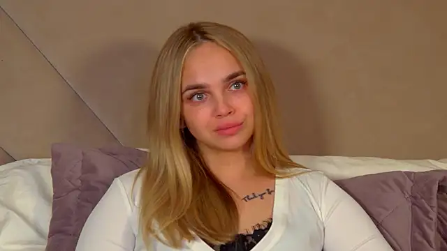 AnitaVenture's Live XXX Chat