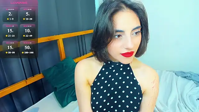 LunarLori's Live XXX Chat