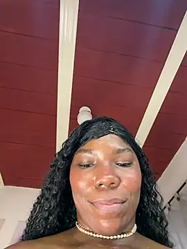 Elena_Taylor 即時 XXX 聊天