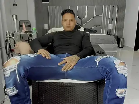 Chat XXX en directo de master_leather