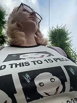 RonnieKiss – Naživo XXX chat