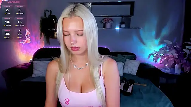 AliceJuly live XXX chat