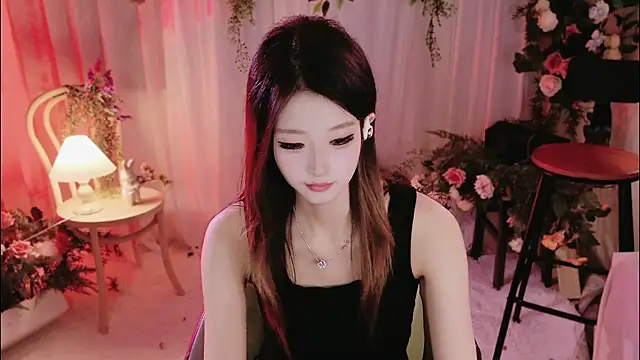 LuLu-007's Live XXX Chat