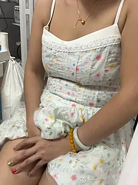 milkwine's Live XXX Chat
