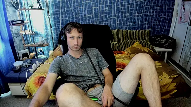 XXX chat uživo modela CuteBoy228
