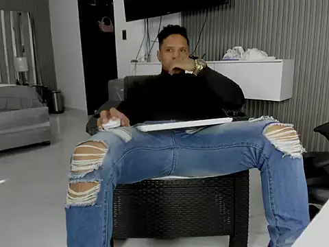 Chat XXX Live master_leather