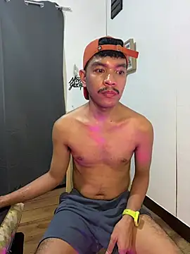แชท XXX สดของ asian_darlingcummersxXx