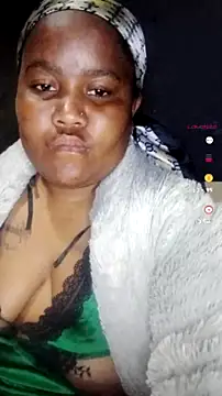 Chat XXX ao vivo de ChubbyMidgetxxx19