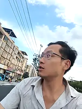 GG-0021 网络视讯表演