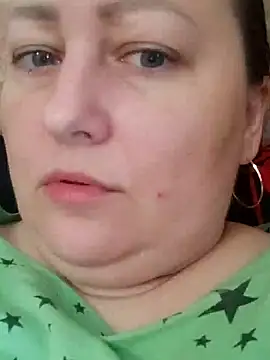 XXX chat uživo modela Rini333