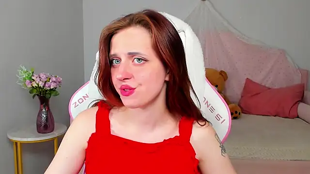FreyaVeys' Live XXX Chat