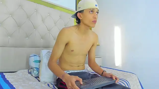 XXX chat uživo modela Jay_Secret1