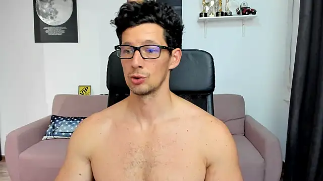 BrutusK08 Live XXX Chat