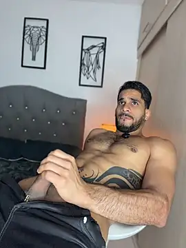 Maximiliano_fordのライブXXXチャット
