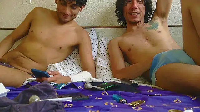צ'אט XXX בשידור חי של Latinopervs