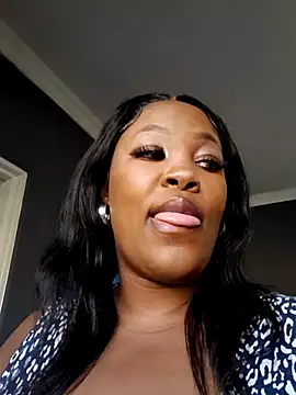 SWEETDOLLY29XX live XXX chat