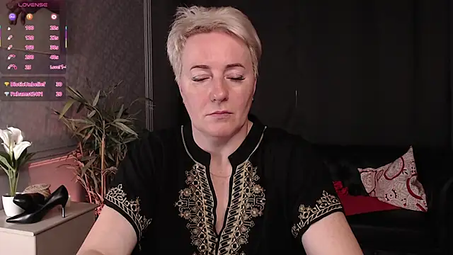 Nika_Smit Chat XXX in diretta