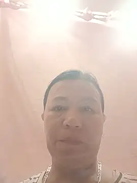 Živý XXX chat Chilly-wet