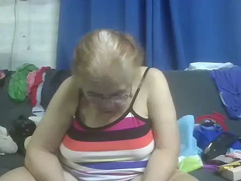 xloverboobsx – Naživo XXX chat