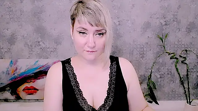 Djullia Live XXX Chat