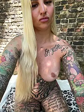 Chat XXX ao vivo de CoraDiamond