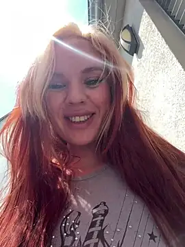 AnjaAmelia Chat XXX in diretta